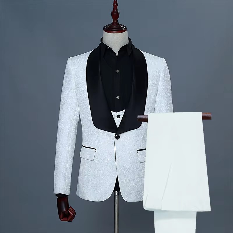 Traje de Esmoquin de Tres Piez - Men Formal Wear Pink reseña y precio